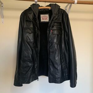 Levi’s Black Faux Leather Sherpa-Lined Zip Jacket with Hoodie Men’s size XL